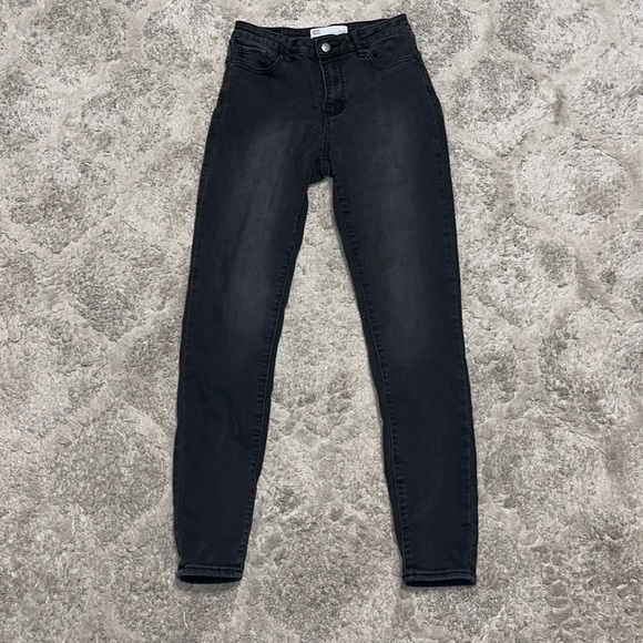 Woman’s rsq denim jeans - Picture 1 of 6
